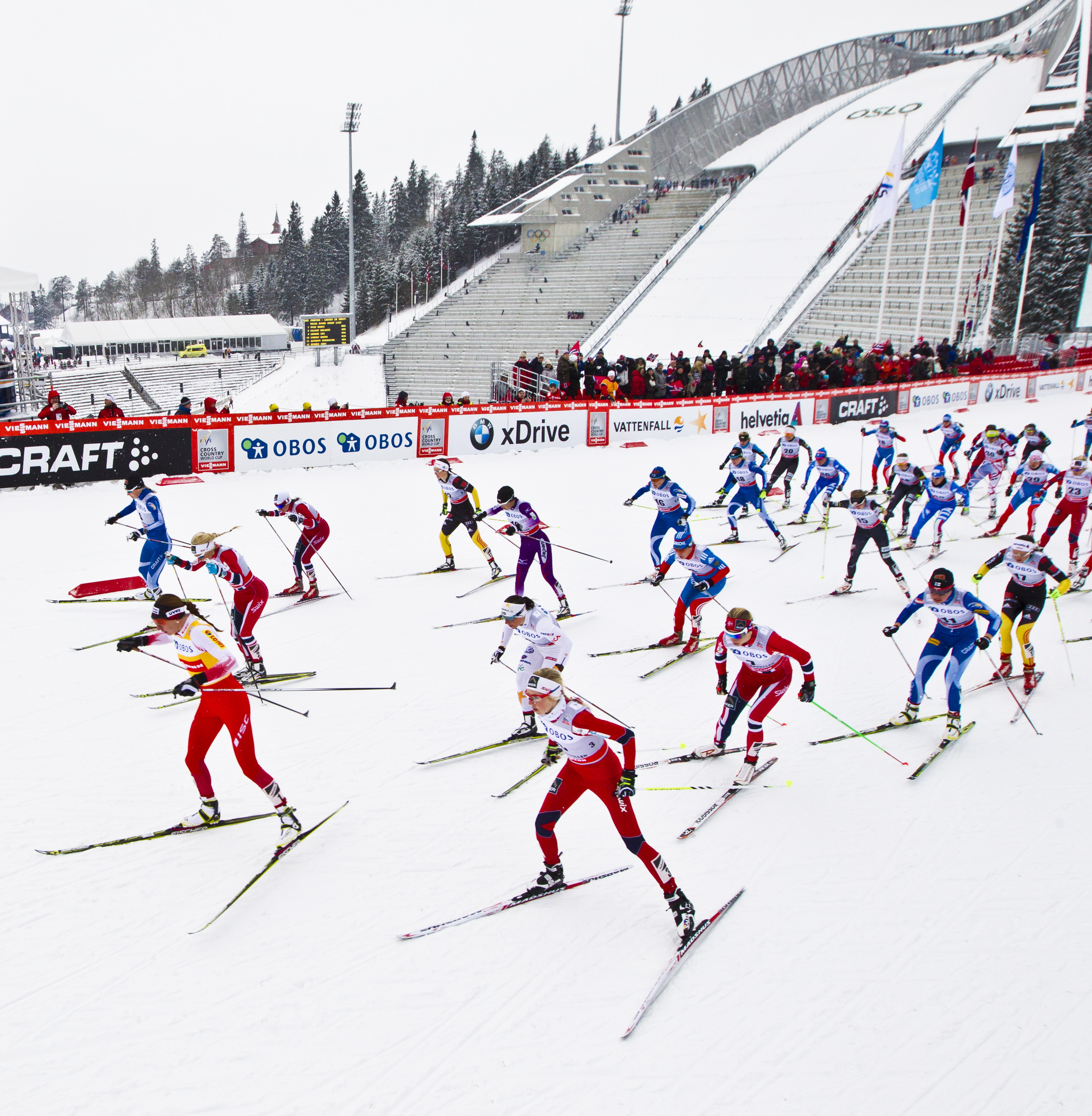 Holmenkollen, Charlotte Kalla, Therese Johaug,  tremil